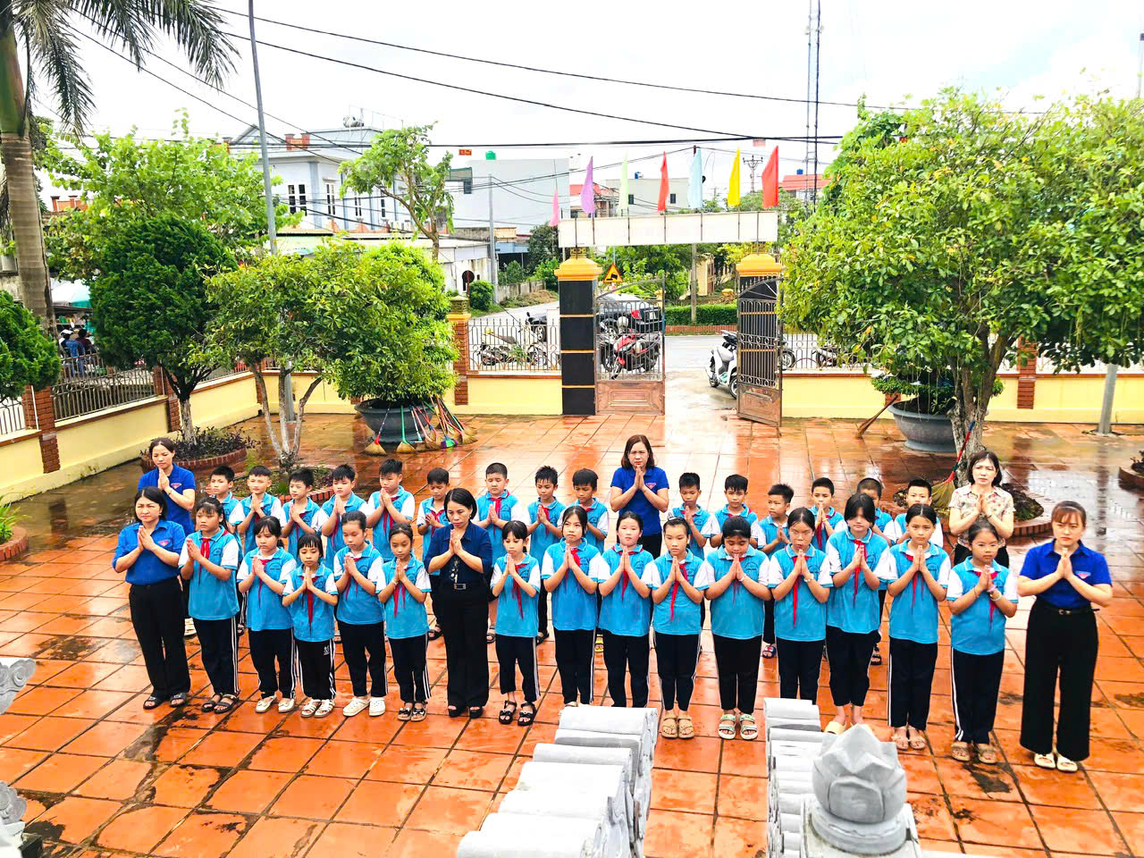 Các trường học trên địa bàn xã tổ chức nhiều hoạt động hướng đến kỷ niệm 78 năm, ngày Thương binh liệt sĩ.