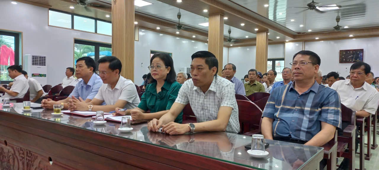 Trên 300 đảng viên tham dự hội nghị toàn quốc nghiên cứu, học tập, quán triệt và triển khai thực hiện Nghị quyết hội nghị lần thứ hai Ban Chấp hành Trung ương Đảng khóa XIV