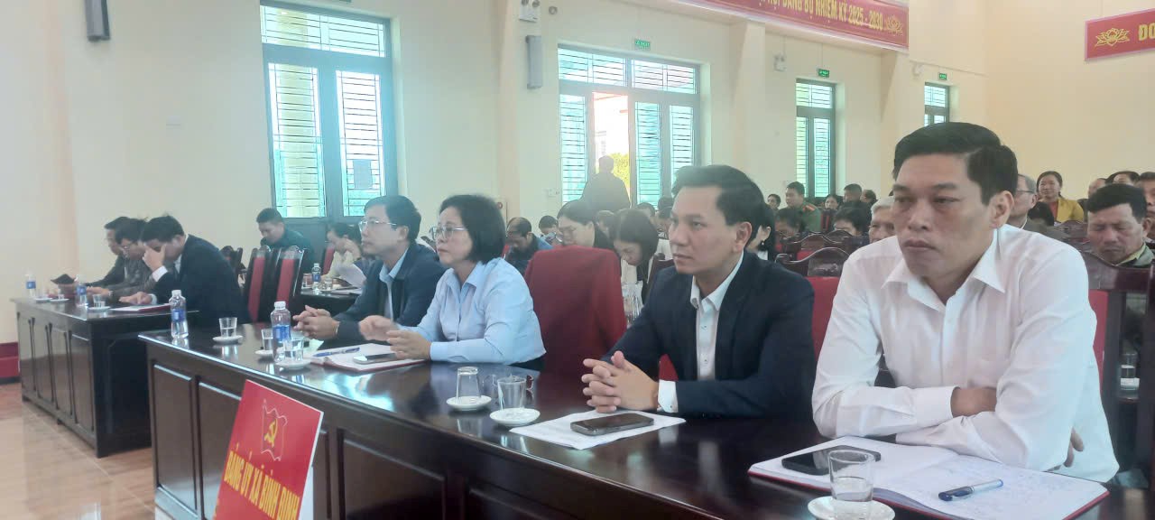 Ban Thường vụ Tỉnh ủy tổ chức Hội nghị trực tiếp kết hợp trực tuyến thông báo nhanh kết quả Hội nghị lần thứ 13 Ban Chấp hành Trung ương Đảng; nghiên cứu, học tập, quán triệt, triển khai thực hiện Nghị quyết Đại hội đại biểu Đảng bộ tỉnh Hưng Yên lần thứ I, nhiệm kỳ 2025 - 2030 và một số Chỉ thị, Kết luận, Quy định của Đảng