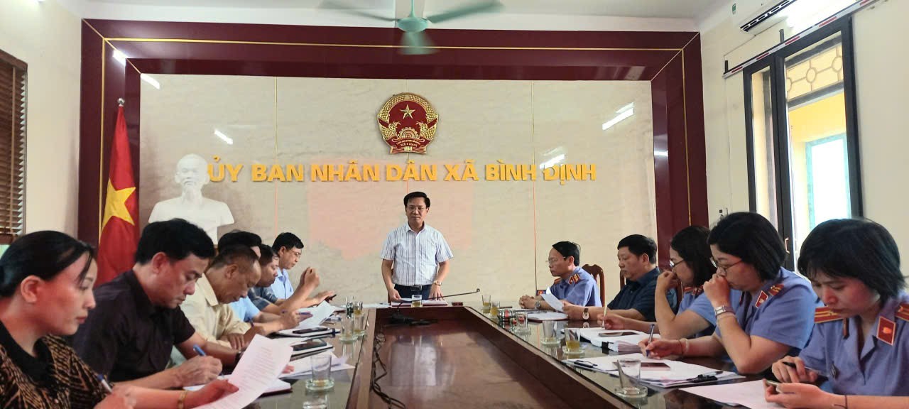Viện Kiểm sát nhân dân khu vực 6 triển khai Nghị quyết 205/2025/QH15 của Quốc hội về thí điểm khởi kiện vụ án dân sự bảo vệ nhóm yếu thế và lợi ích công tại xã Bình Định