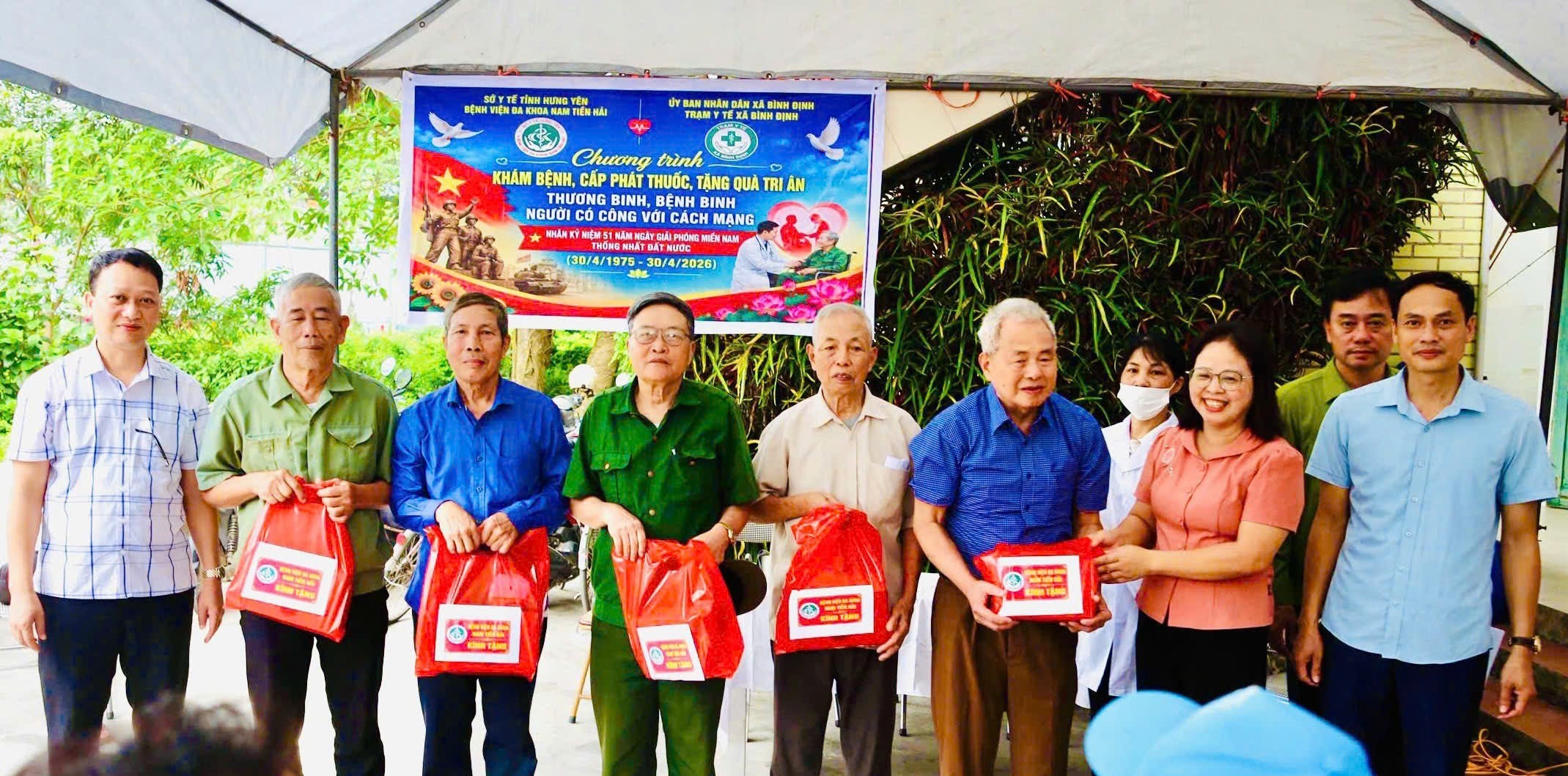 Xã Bình Định: Khám bệnh, tư vấn sức khỏe cho 150 thương binh, bệnh binh và người có công với cách mạng