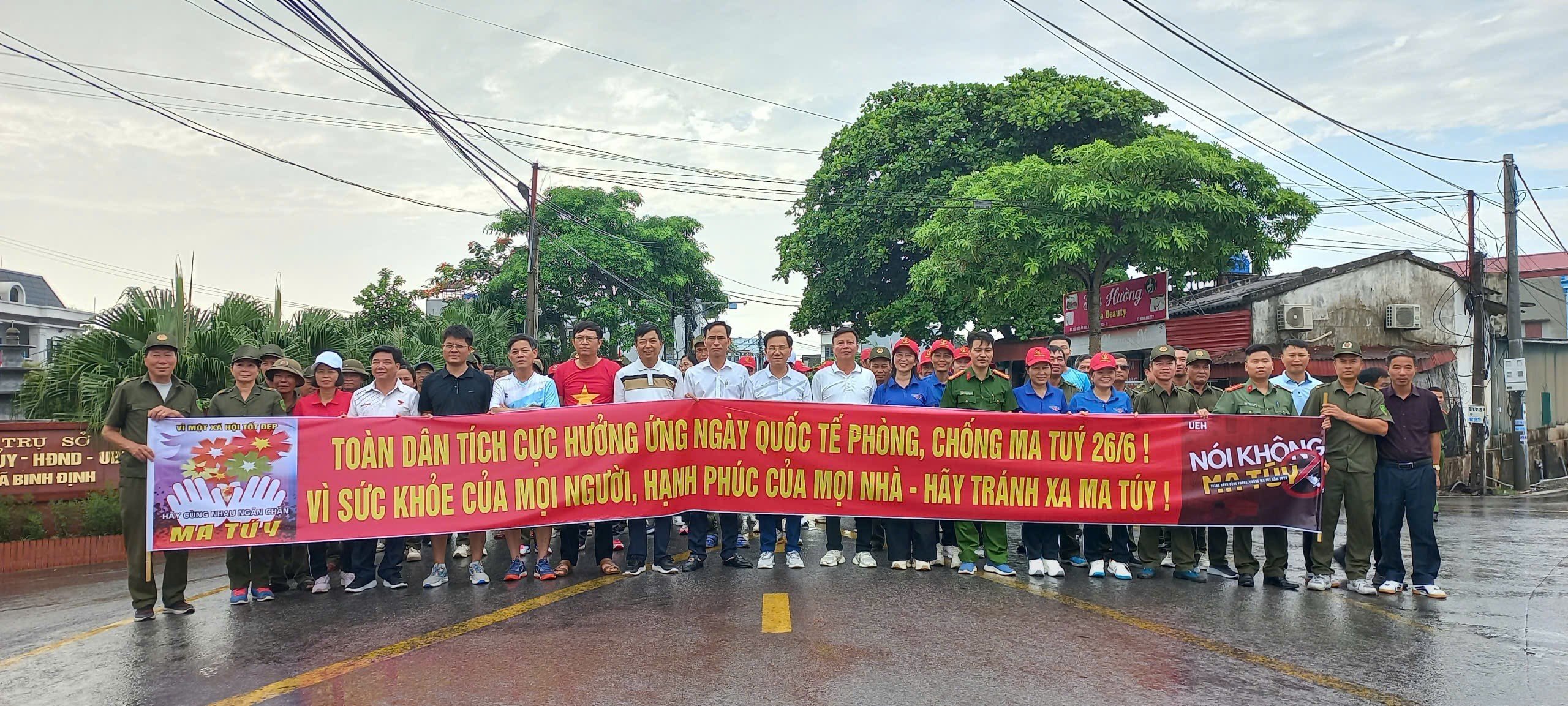 Xã Bình Định: Gần 200 người tham gia giải chạy hưởng ứng Tháng hành động phòng, chống ma túy năm 2026