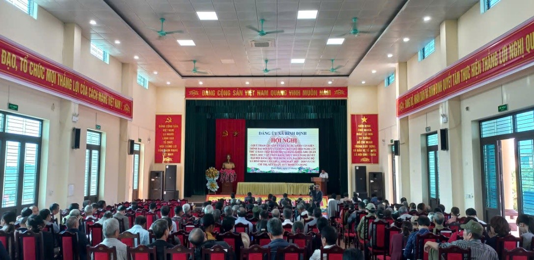 Đảng uỷ xã Bình Định tổ chức Hội nghị Nghiên cứu, học tập, quán triệt, triển khai thực hiện Nghị quyết Đại hội Đại biểu Đảng bộ tỉnh Hưng Yên và Nghị quyết Đại hội đại biểu Đảng bộ xã Bình Định lần thứ I, nhiệm kỳ 2025 - 2030, cùng một số Chỉ thị, Kết luận, Quy định khác của Đảng