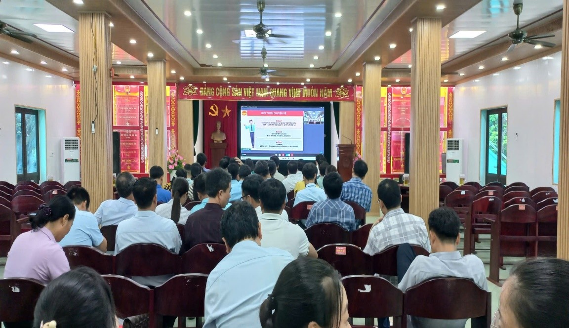 Hội nghị trực tuyến bồi dưỡng toàn quốc về nâng cao năng lực, phương pháp xử lý tình huống thực tiễn đối với đội ngũ cán bộ cơ sở